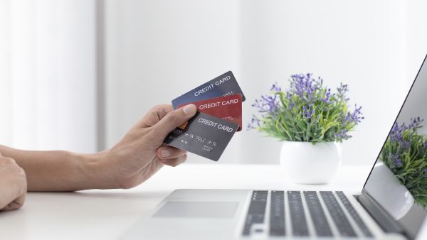 Rút tiền thẻ tín dụng khu vực Tân Phú