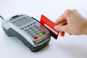 Dịch vụ rút tiền thẻ tín dụng Quận 5 uy tín, phí rẻ nhất 2026